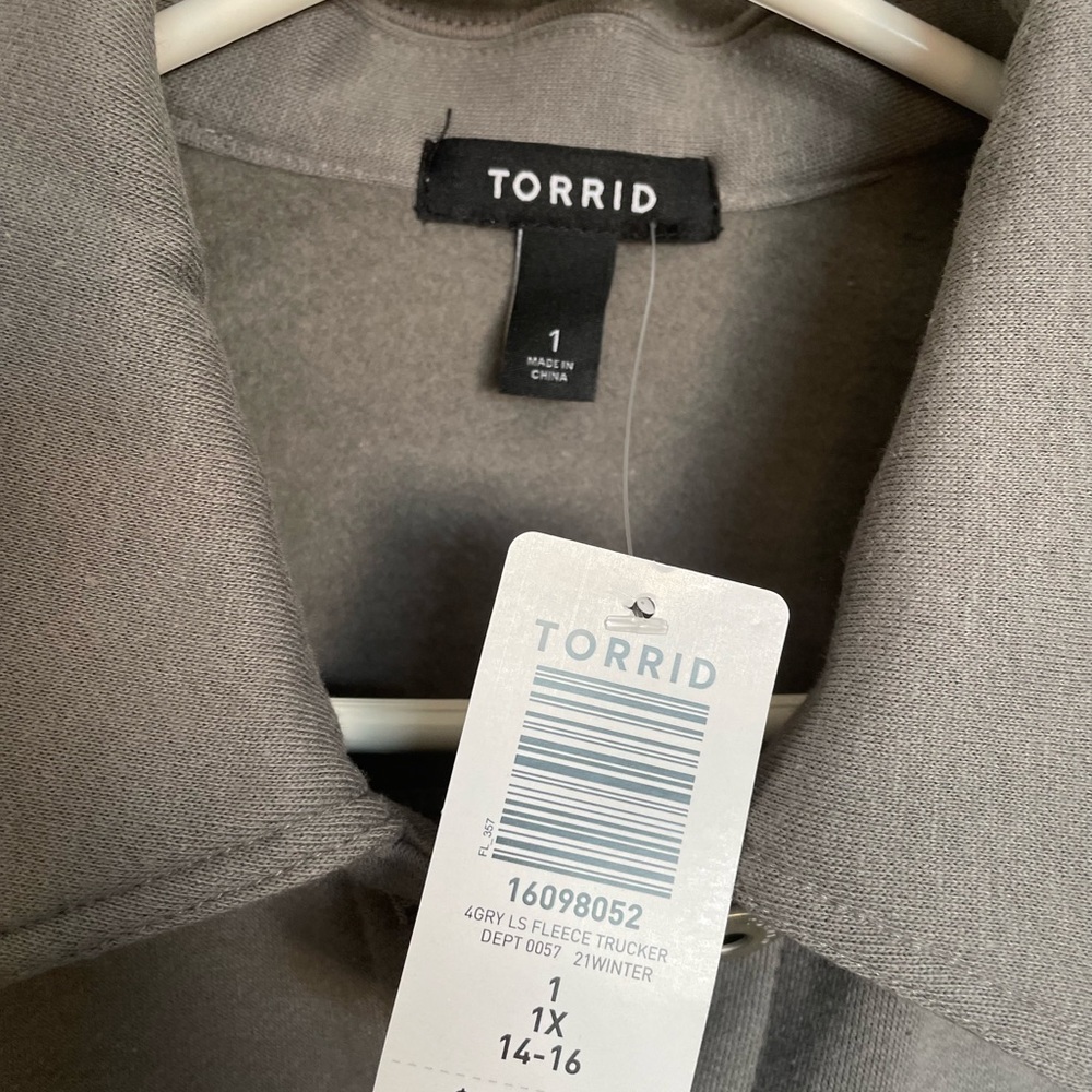 Torrid Fleece Trucker Jacket - Sizes 1X - Picture 6 of 15